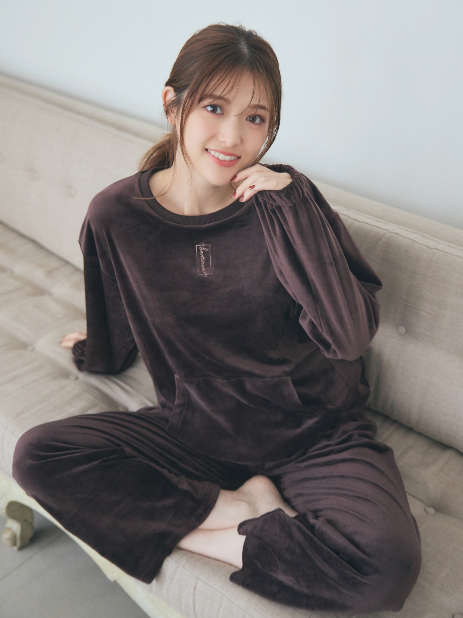 ユニセックス】Velours Roomwear Set – LANTINAM ユニセックス】Velours Roomwear Set – LANTINAM