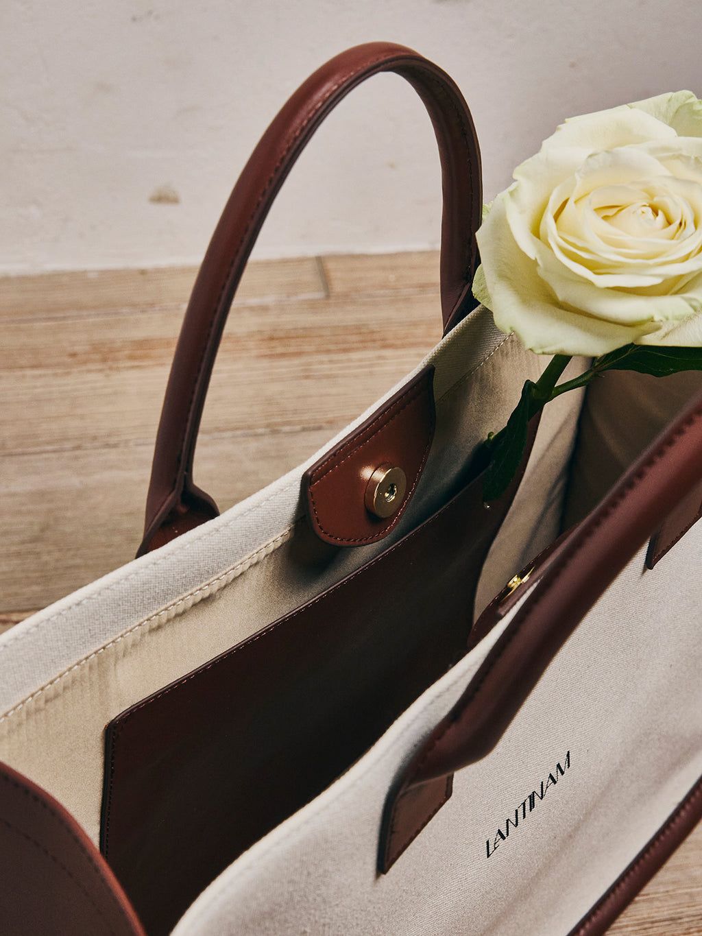 Lantinam Canvas Leather Tote