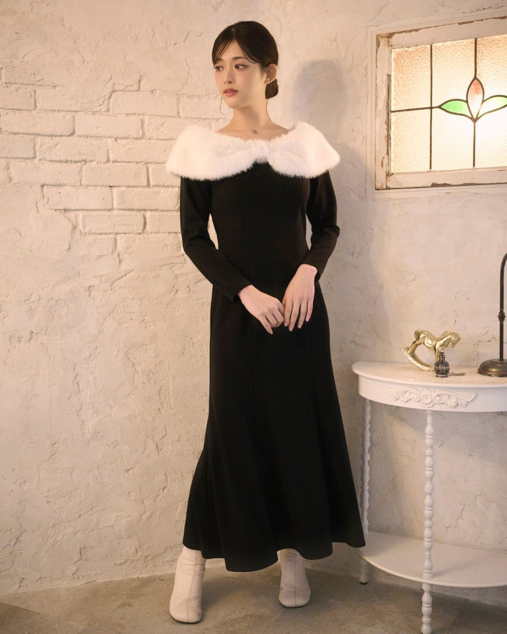 Far Docking Off Shoulder Dress