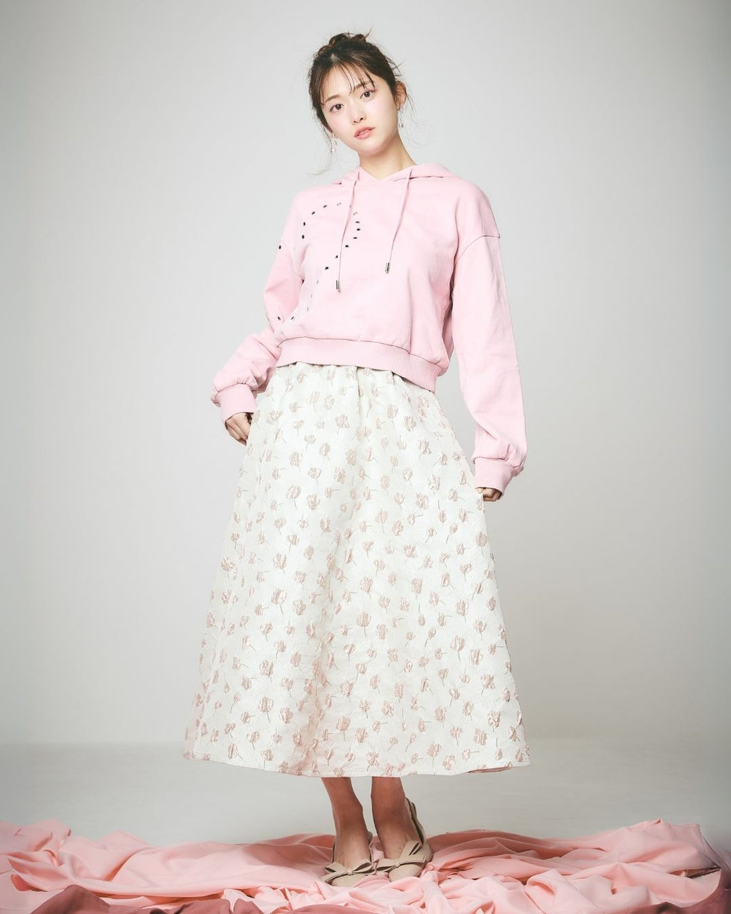 【Unisex】Heart Studs Hoodie