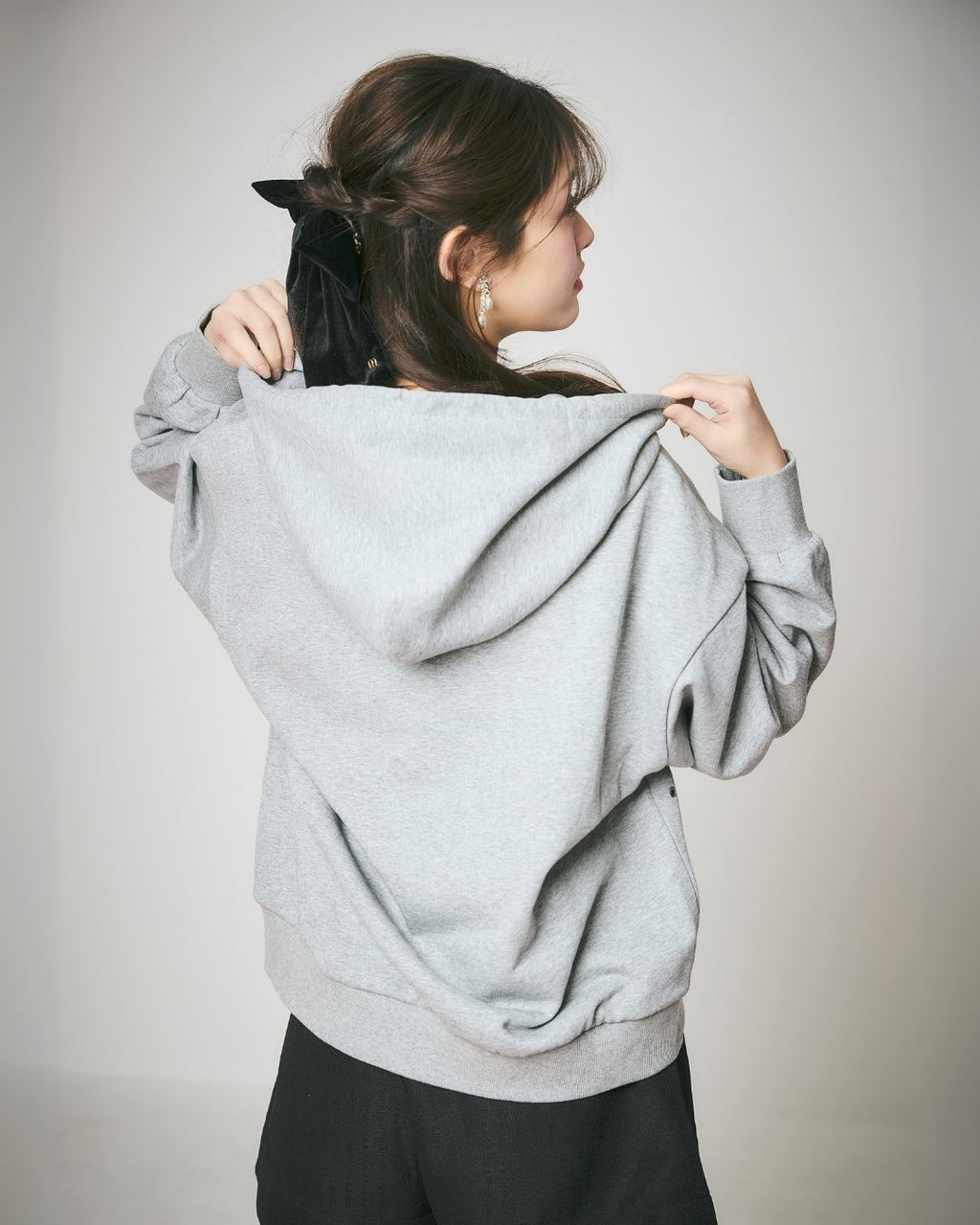 【Unisex】Heart Studs Hoodie