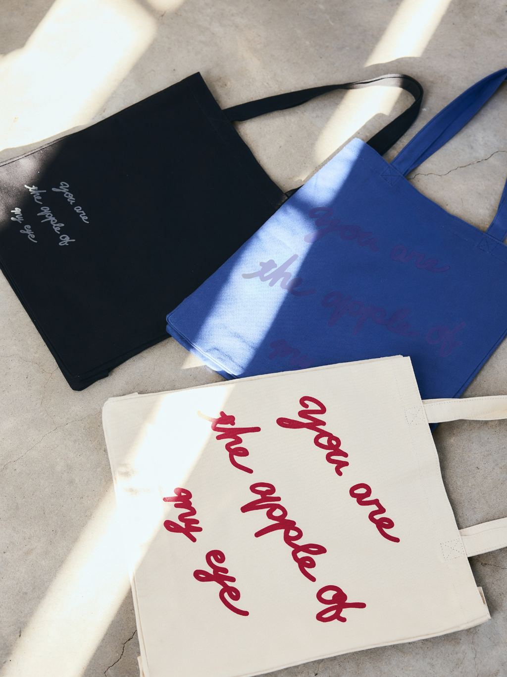 【直筆デザイン 】Apple Tote