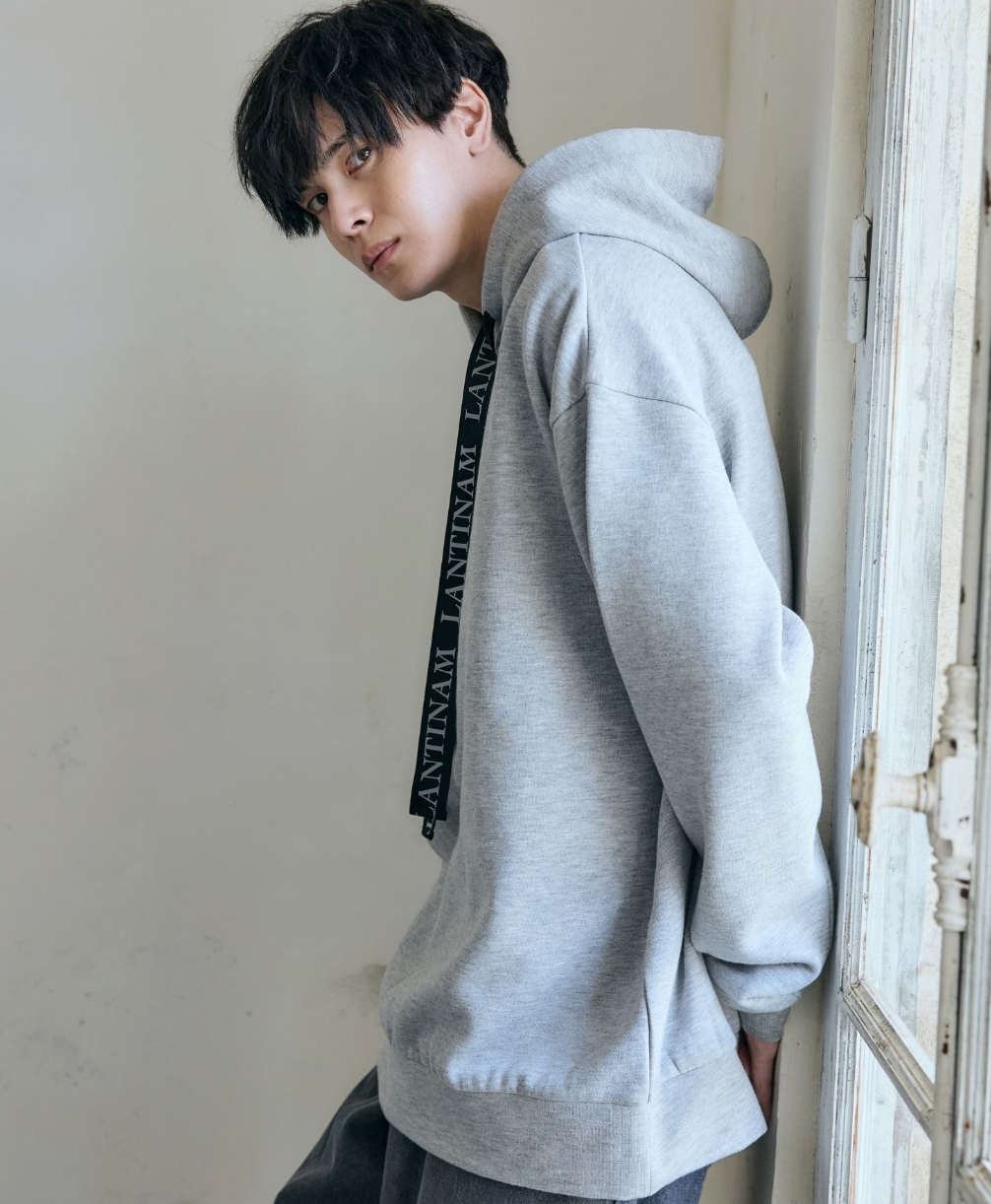 【Unisex】 Logo Tape Hoodie