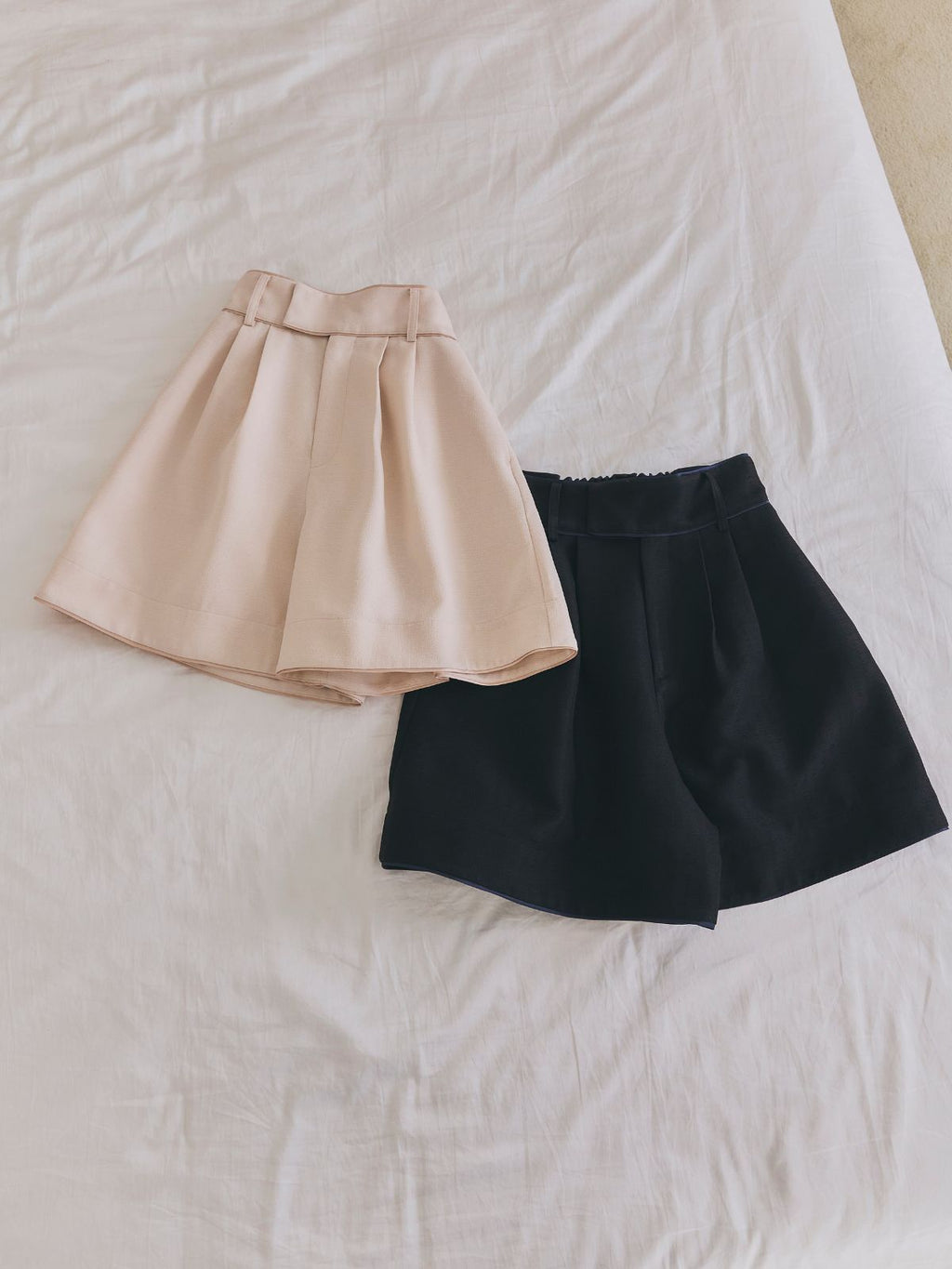 【GirlsAward着用】Satin Trimming Short Pants