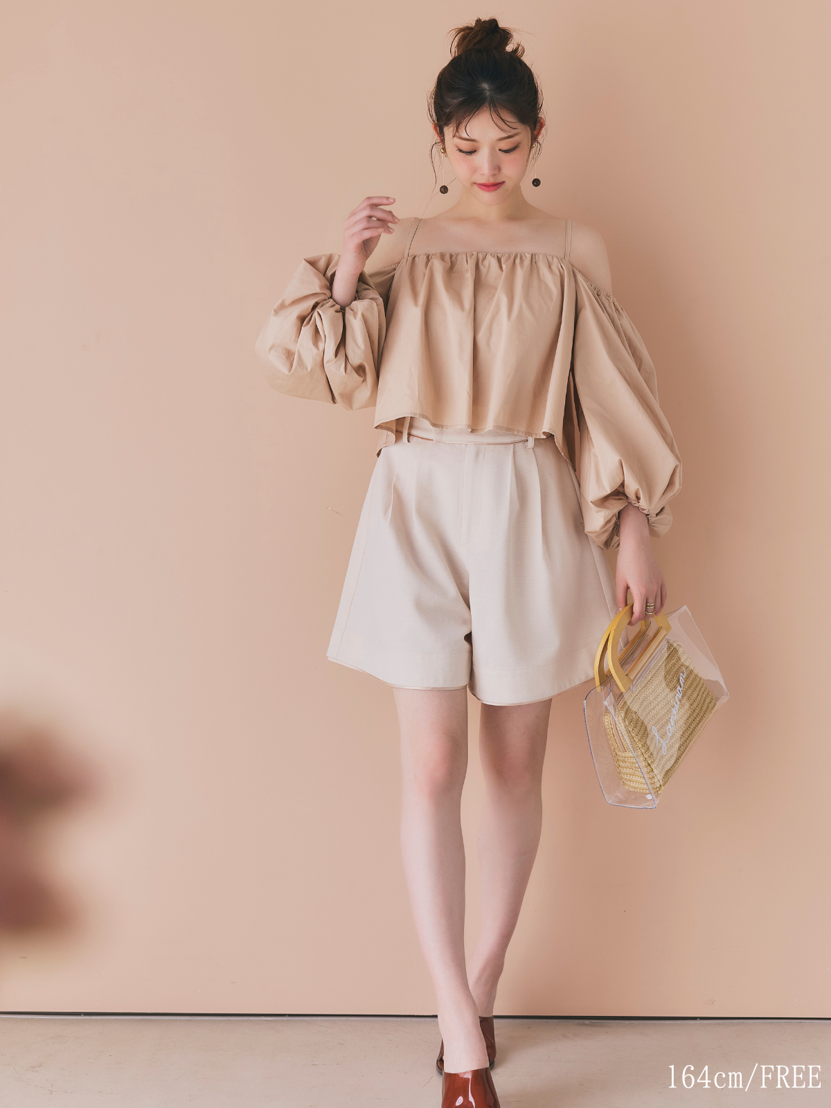 【GirlsAward着用】Off Shoulder Puff Blouse