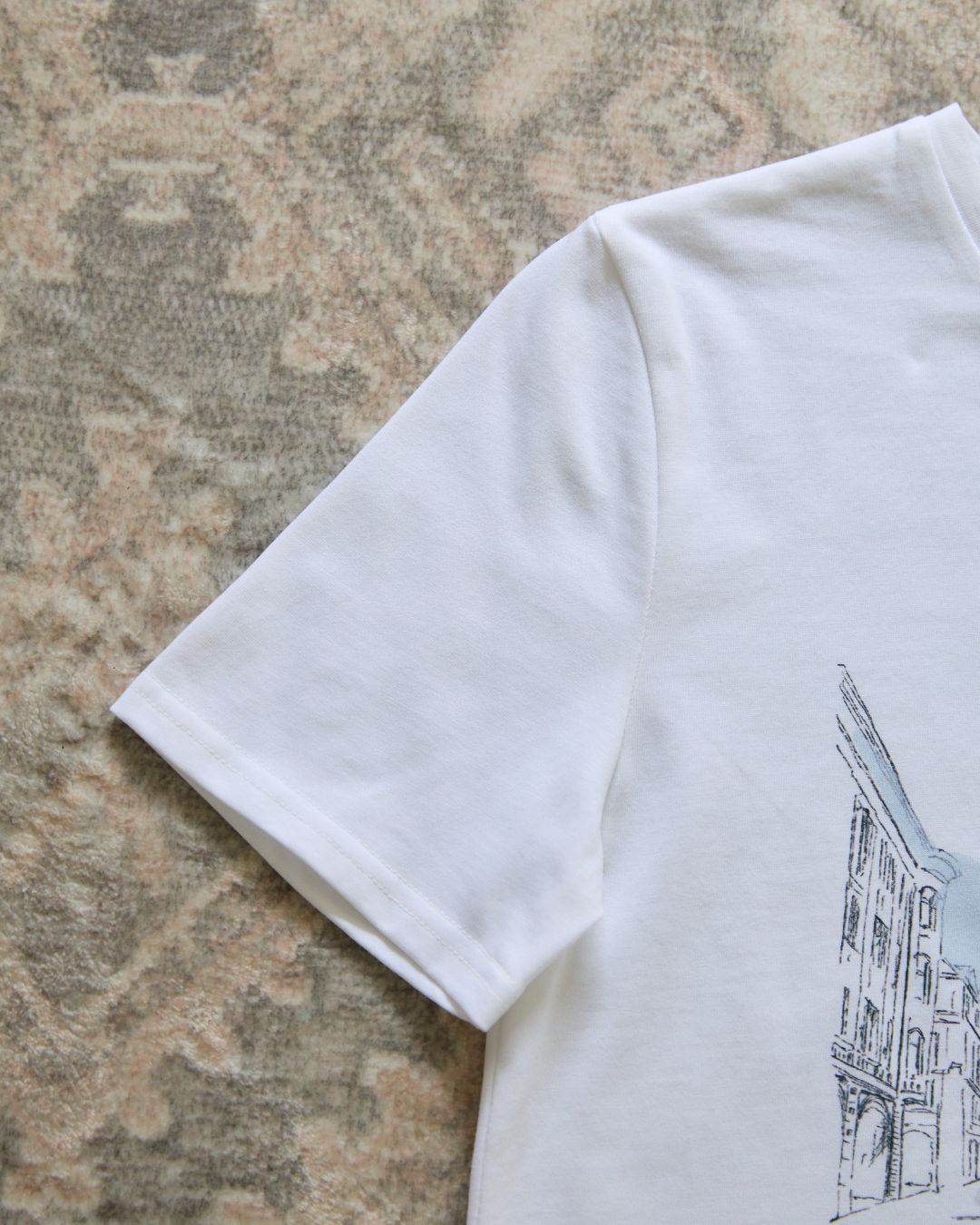 【ユニセックス】PRAGUE Illustration T