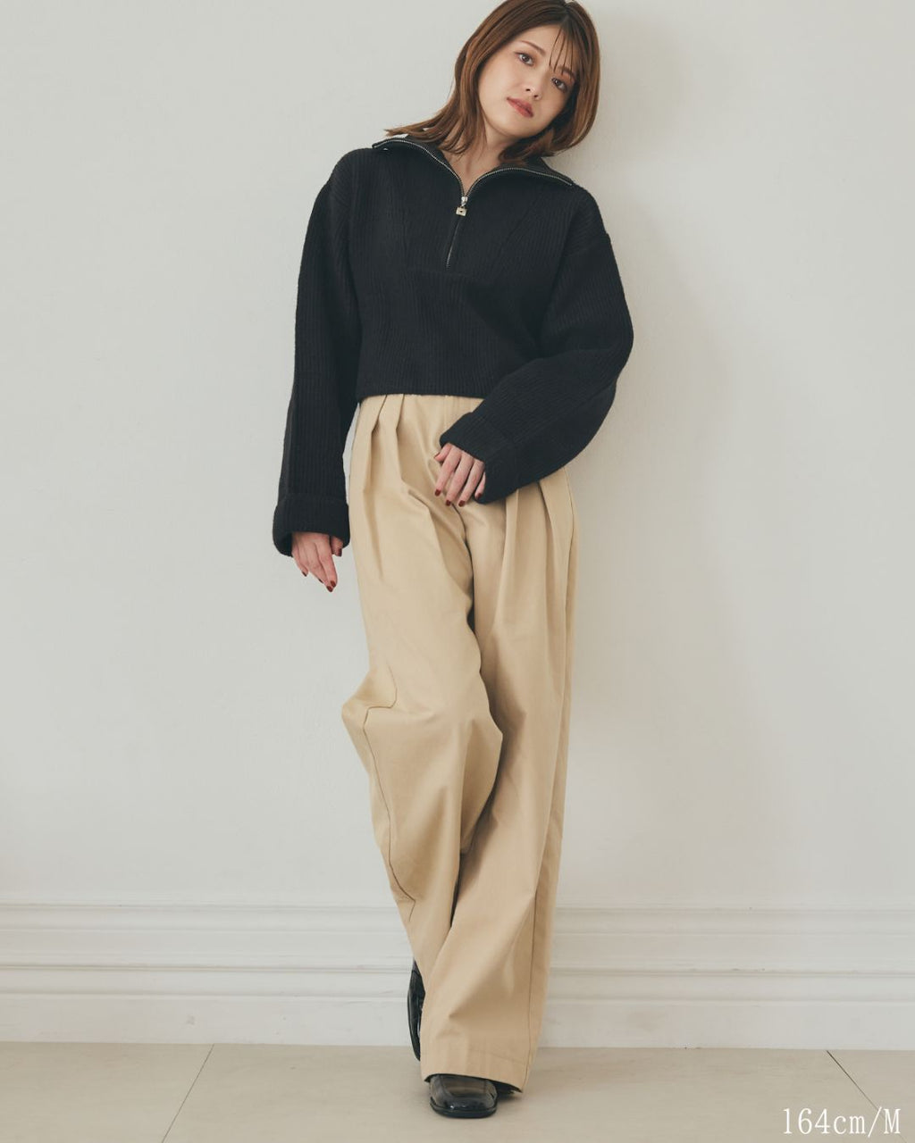 【Unisex】Logo charm Half Zip Knit