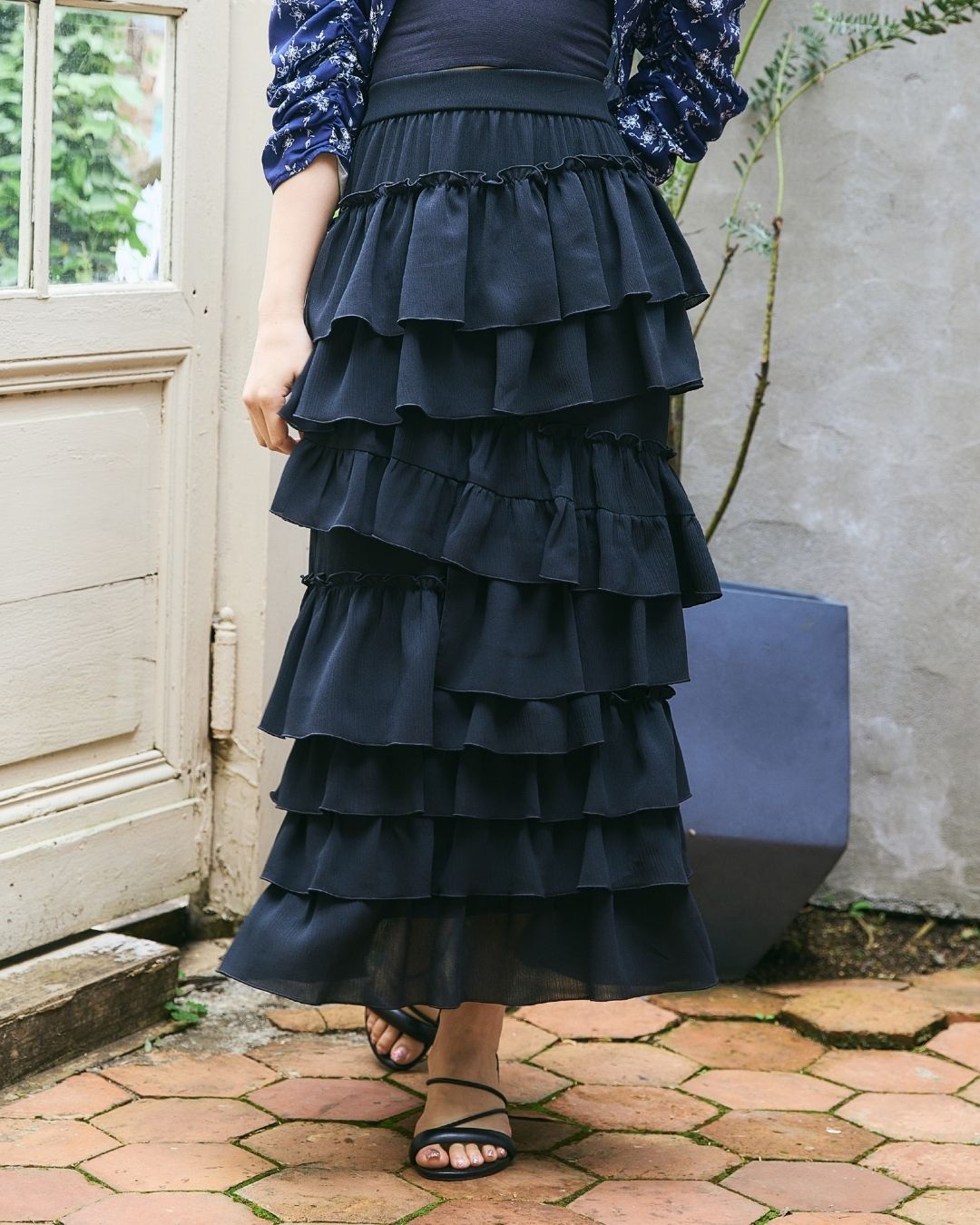 Asymmetry Frill Tiered Skirt