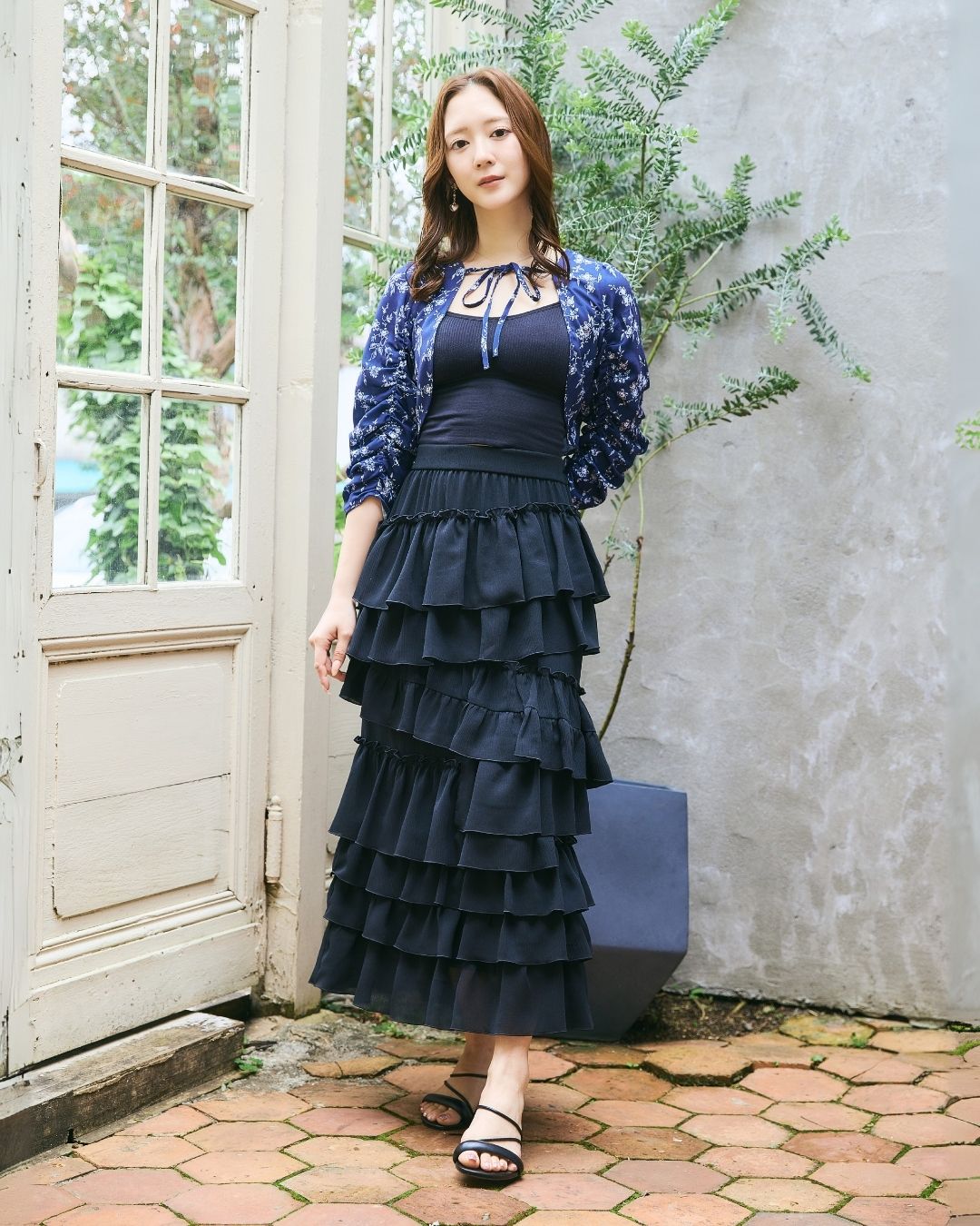Asymmetry Frill Tiered Skirt