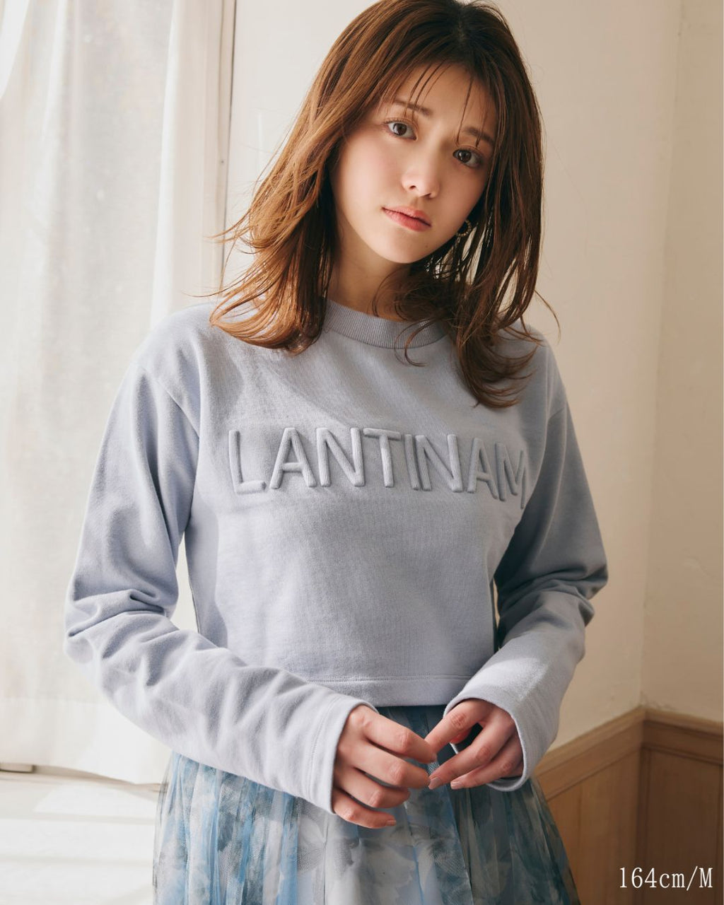 【ユニセックス】Emboss Logo Sweatshirts