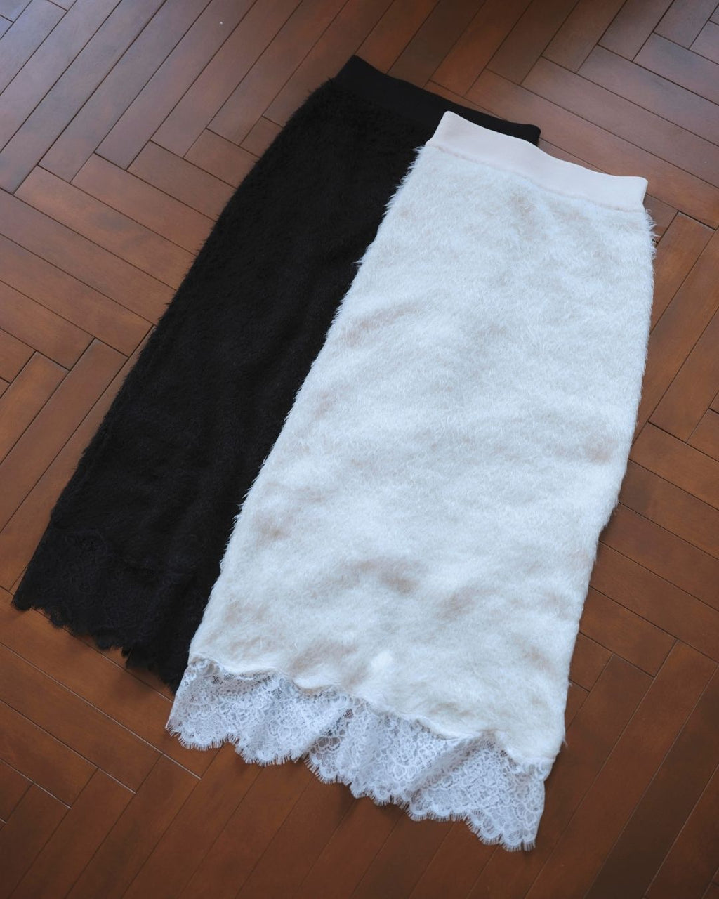 Lace Docking Knit Skirt