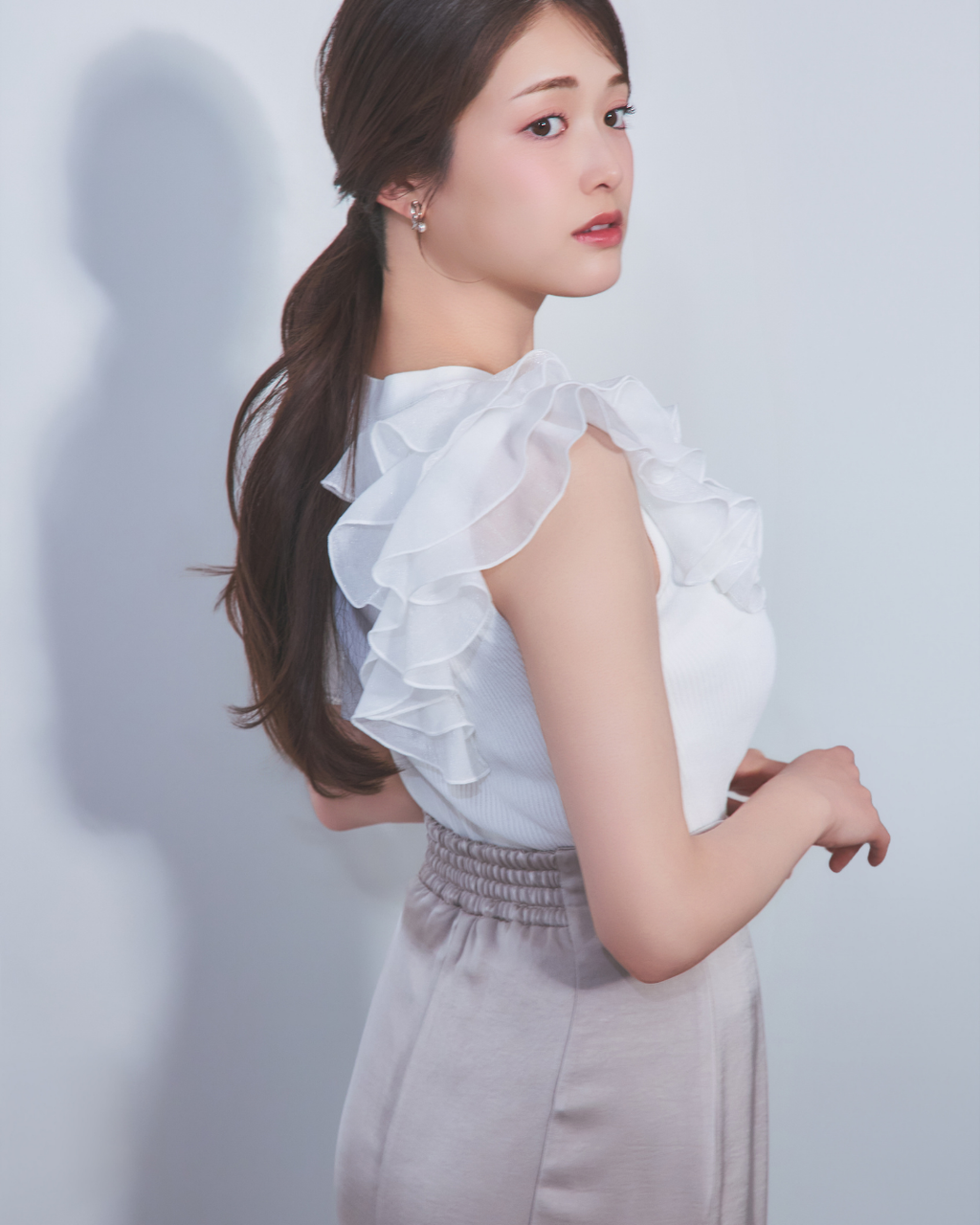Narrow tuck skirt