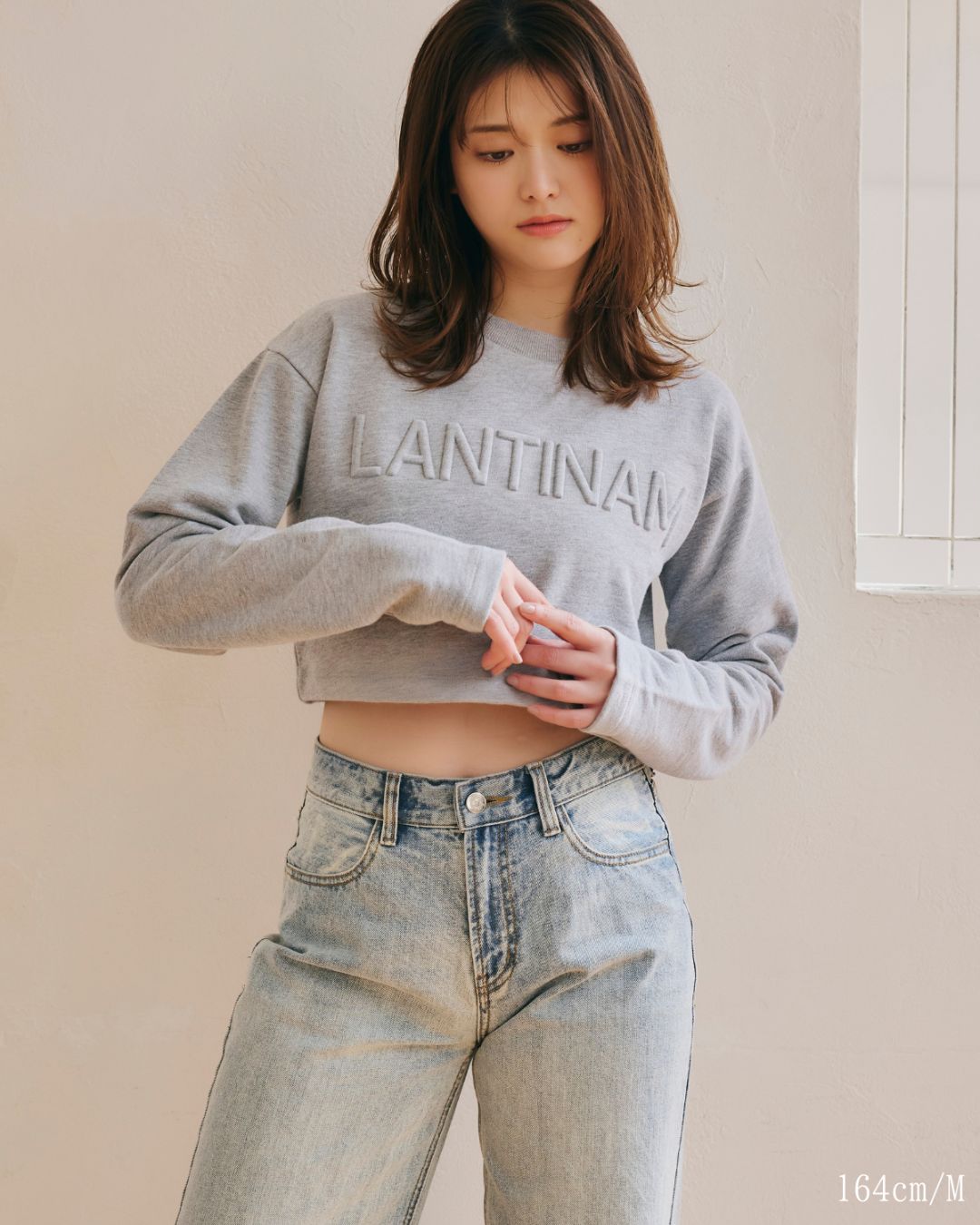 【ユニセックス】Emboss Logo Sweatshirts