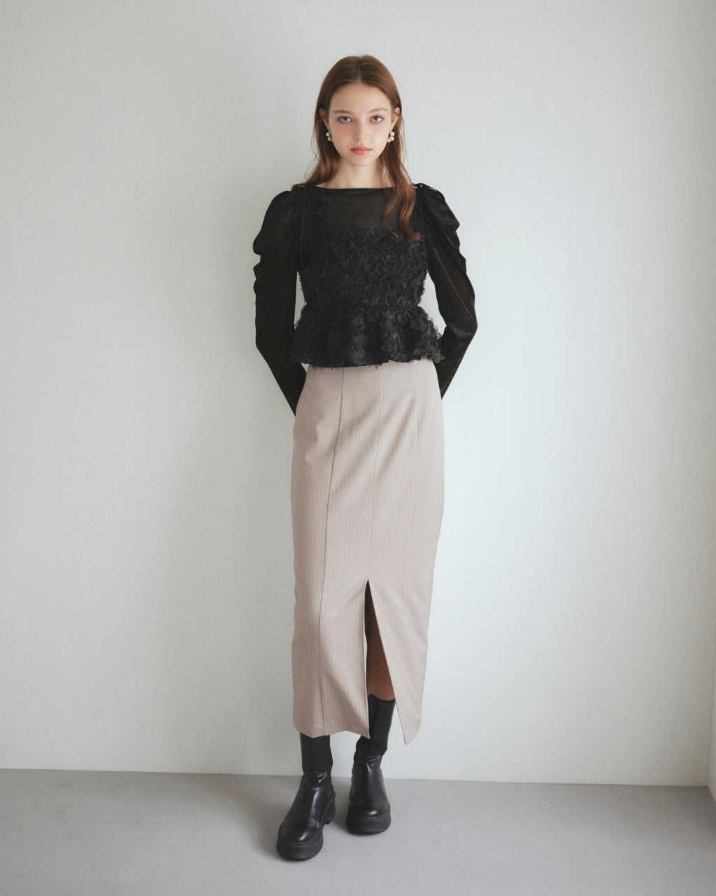 Flower Camisole & Sheer Velor Set