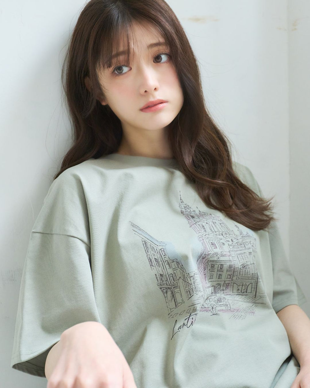 【ユニセックス】PRAGUE Illustration T