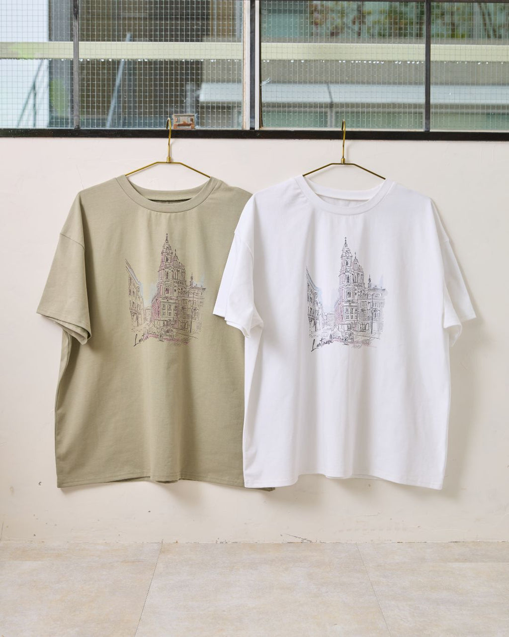 【ユニセックス】PRAGUE Illustration T