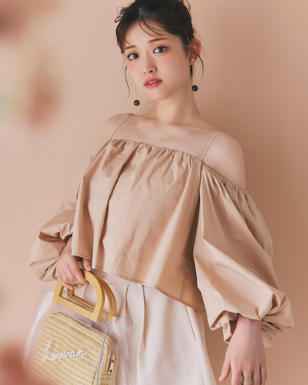 【GirlsAward着用】Off Shoulder Puff Blouse