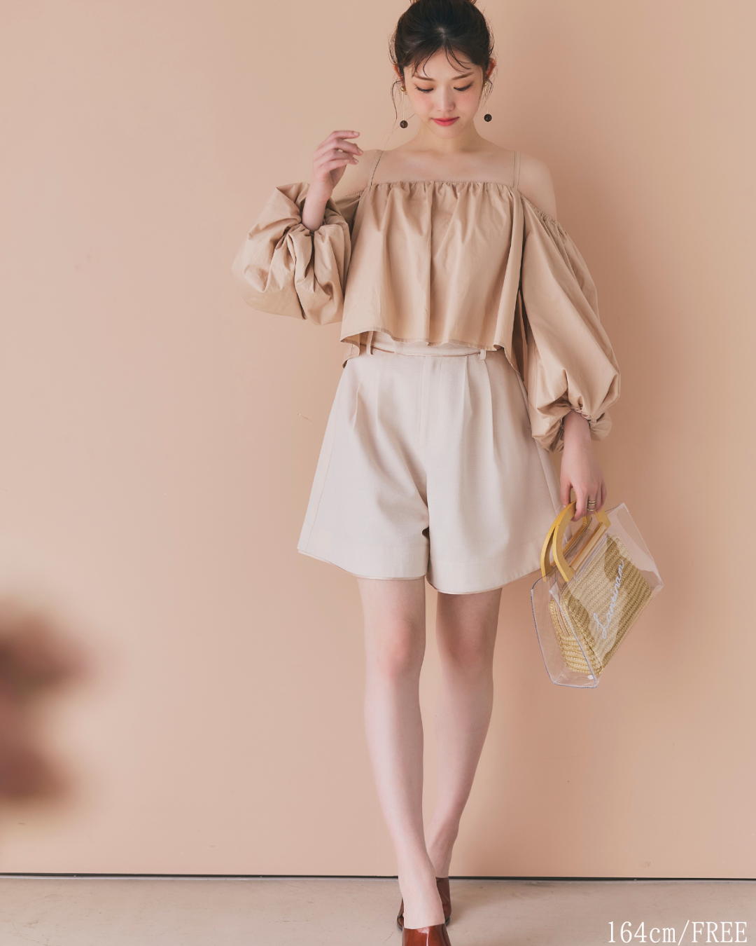 【GirlsAward着用】Off Shoulder Puff Blouse