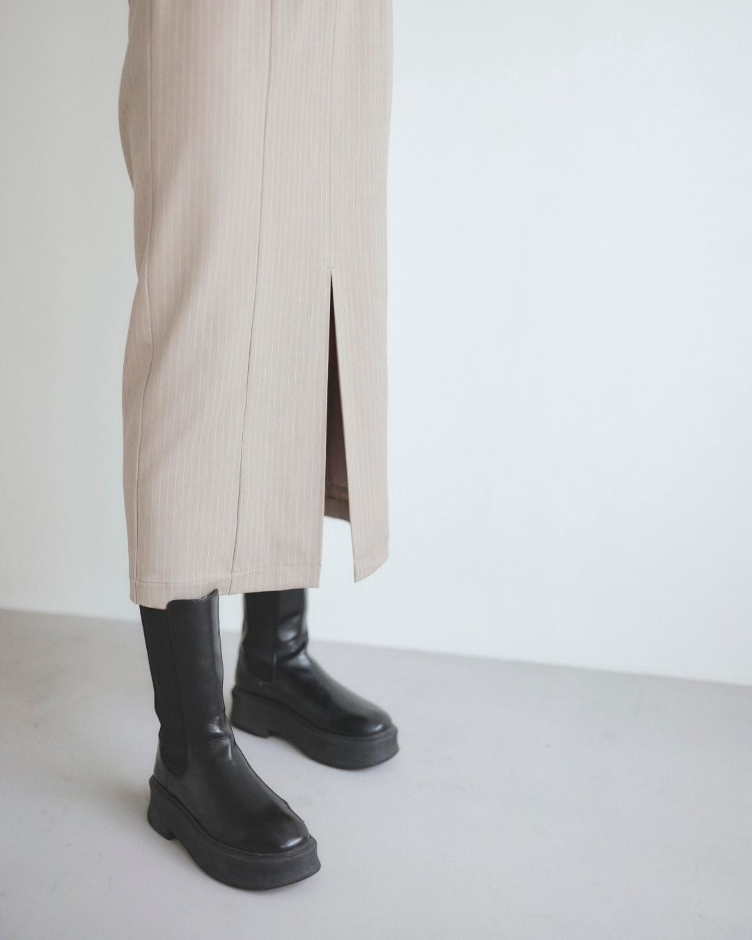 Pinstripe Narrow Skirt