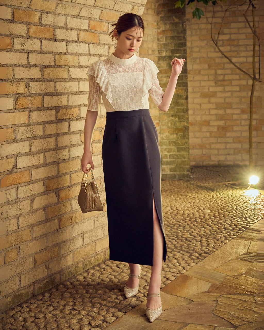 Lace Docking Slit Dress