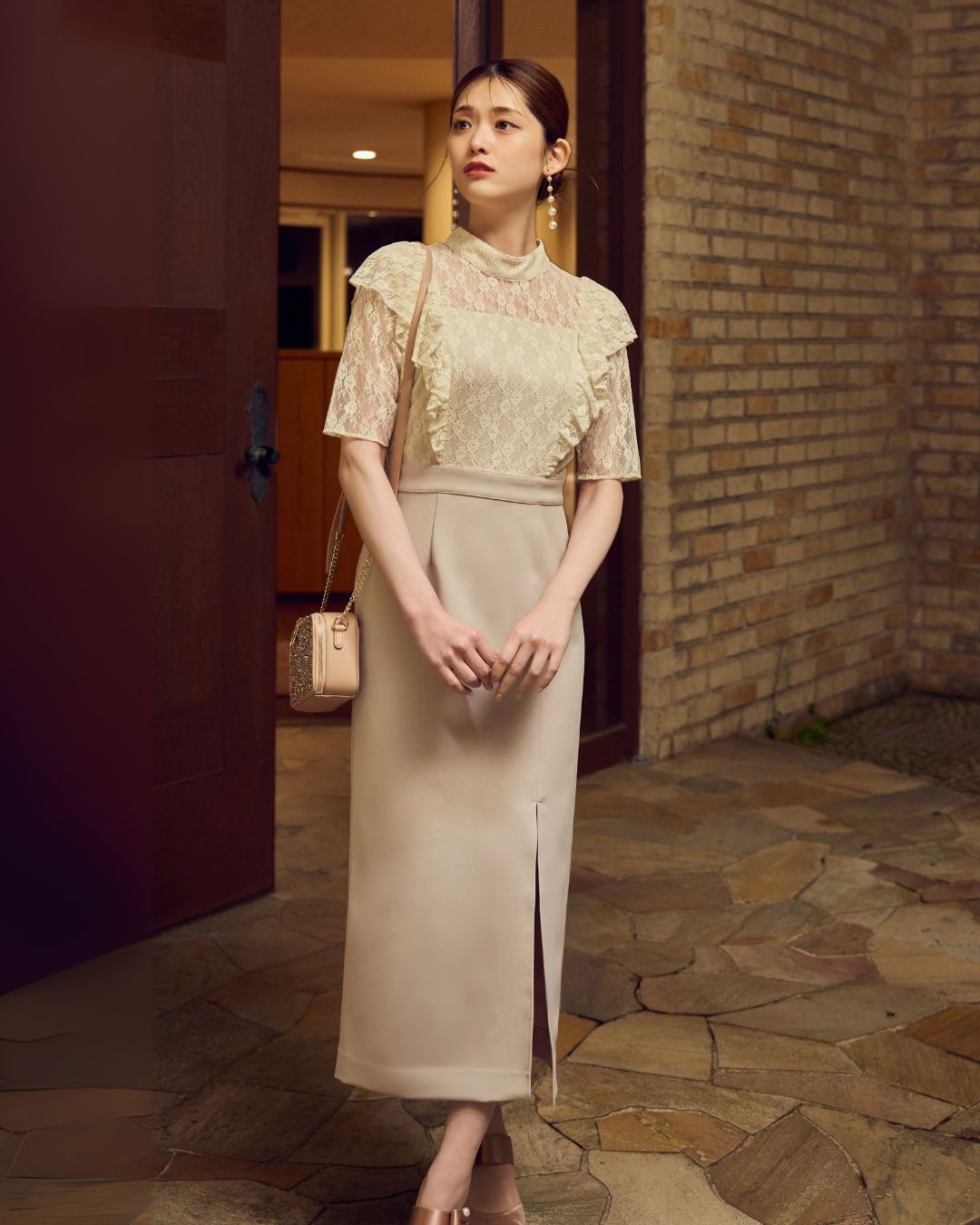 Lace Docking Slit Dress