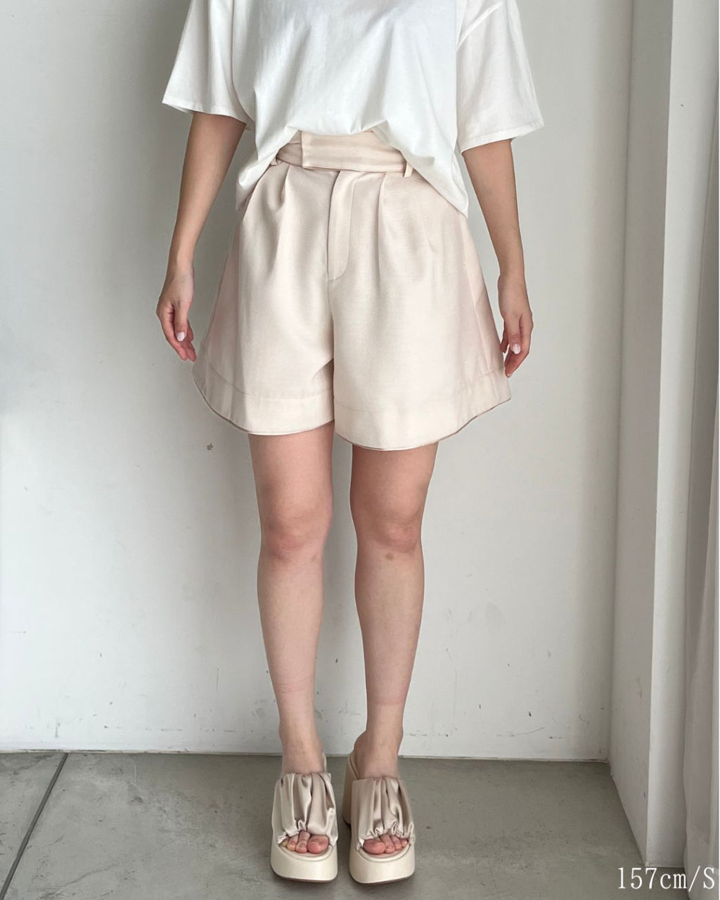 Satin Trimming Short Pants
