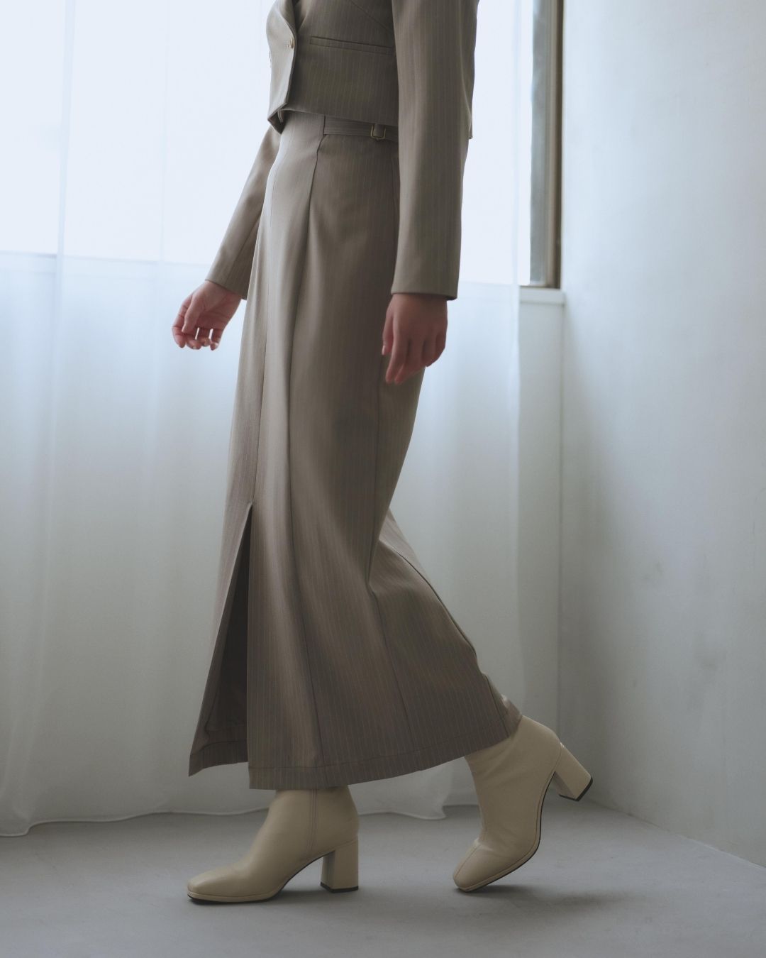 Pinstripe Narrow Skirt