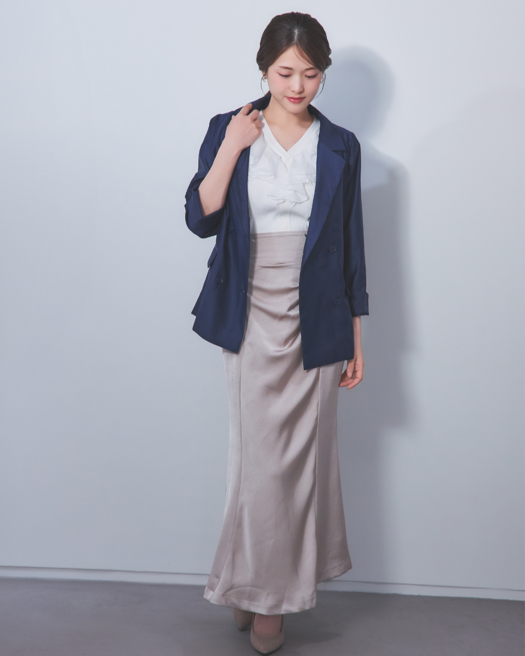 Narrow tuck skirt