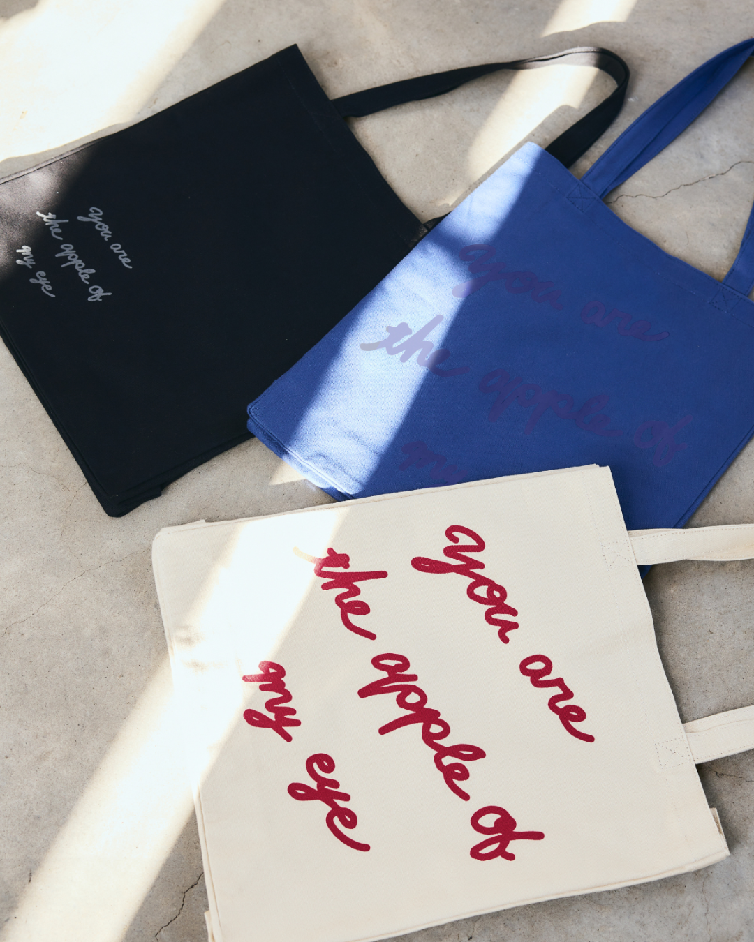 【直筆デザイン 】Apple Tote