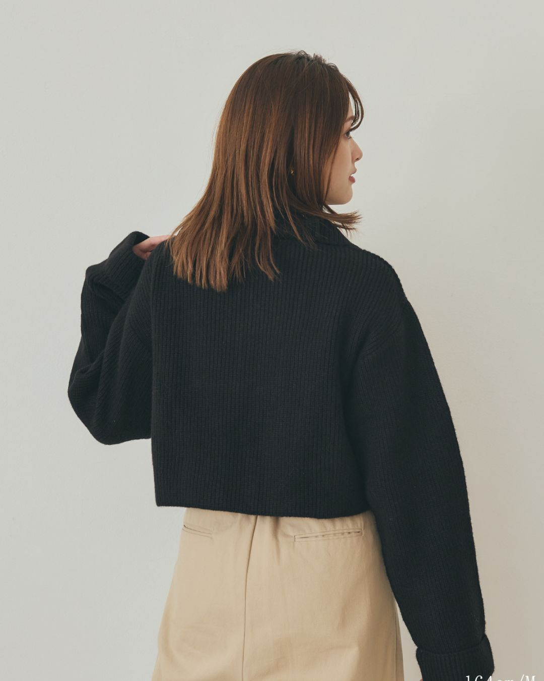 【Unisex】Logo charm Half Zip Knit