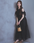 Voluminous sheer skirt