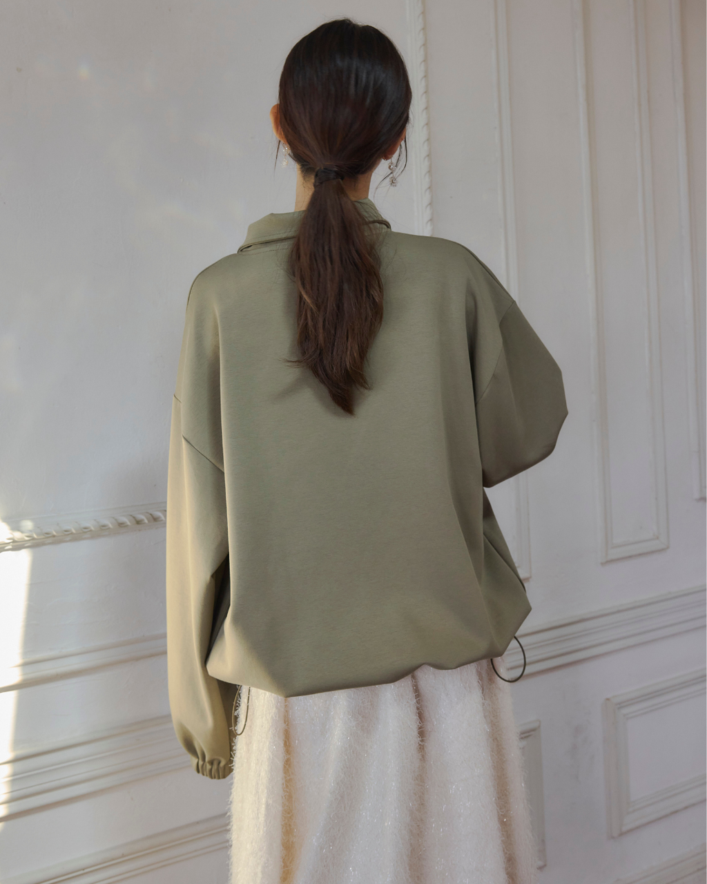【Unisex】Blade Logo Half Zip Sweat