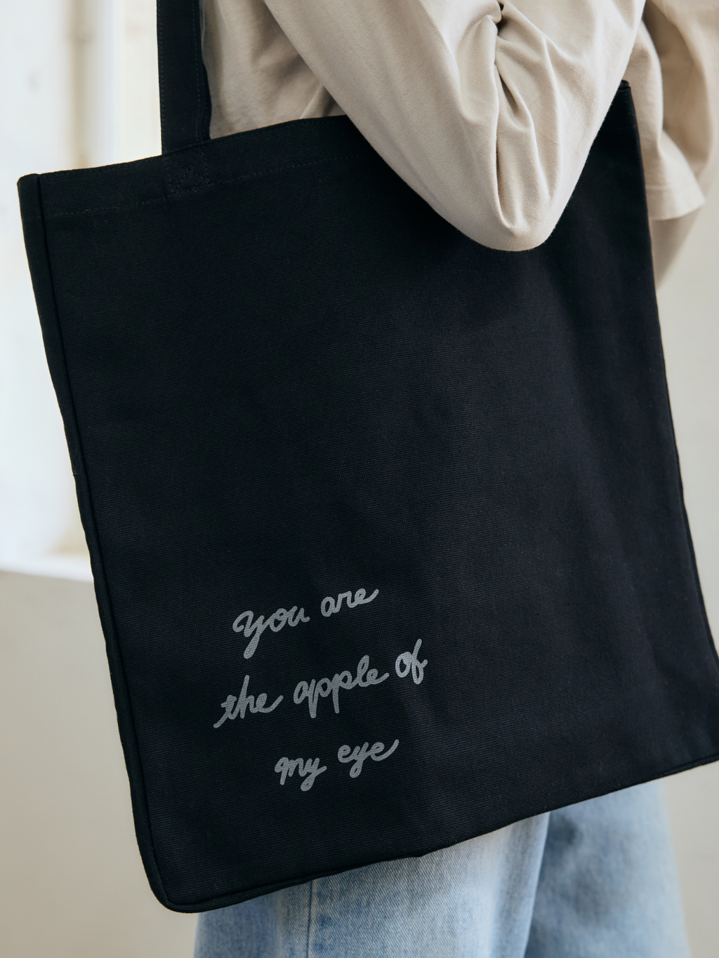 【直筆デザイン 】Apple Tote