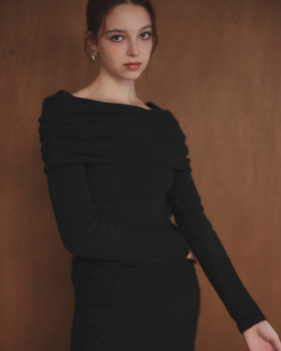 Off shoulder Knit Top