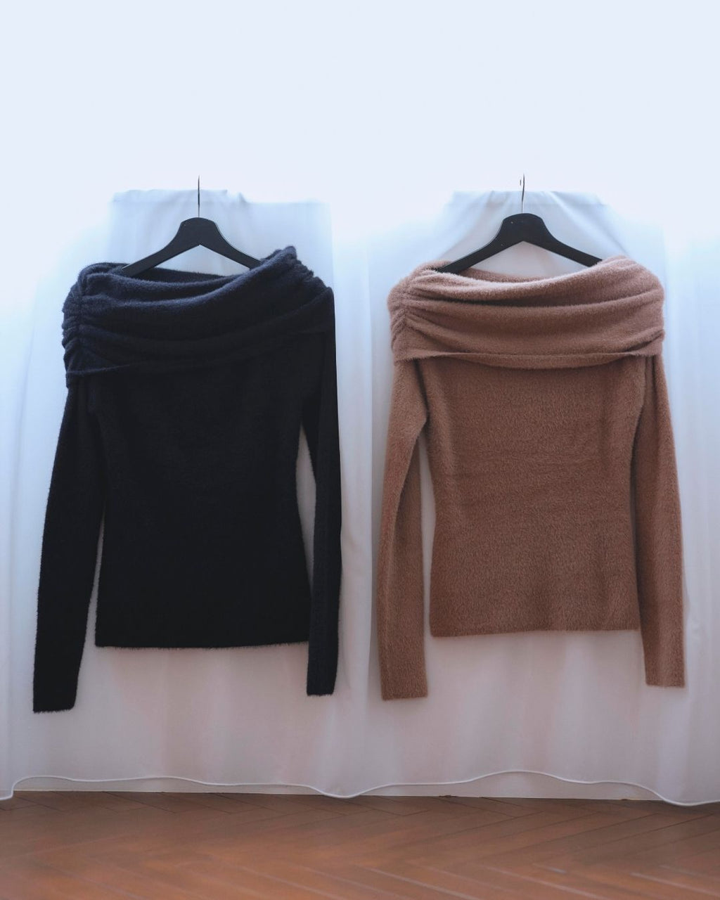 Off shoulder Knit Top