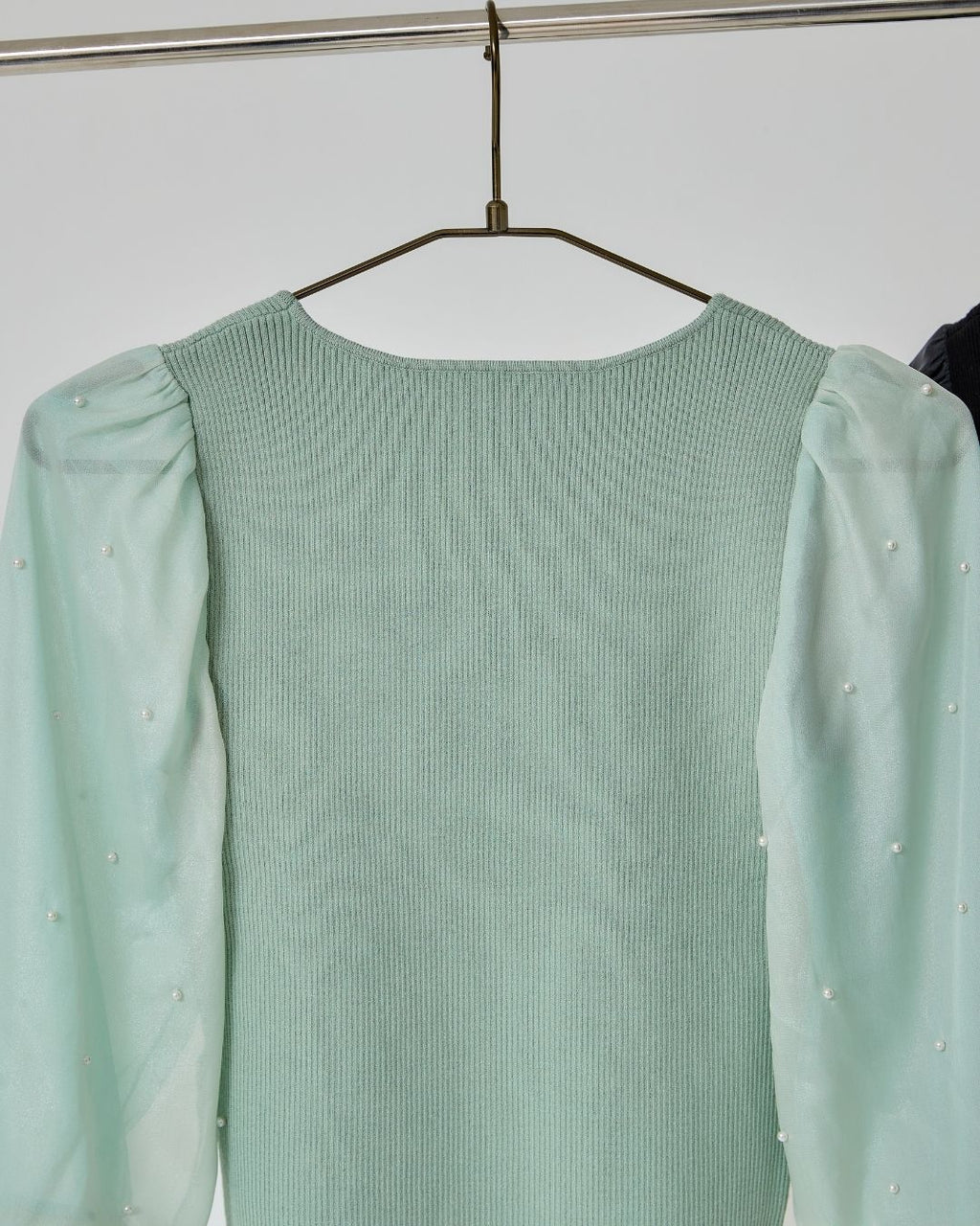 Pearl Sleeve Knit