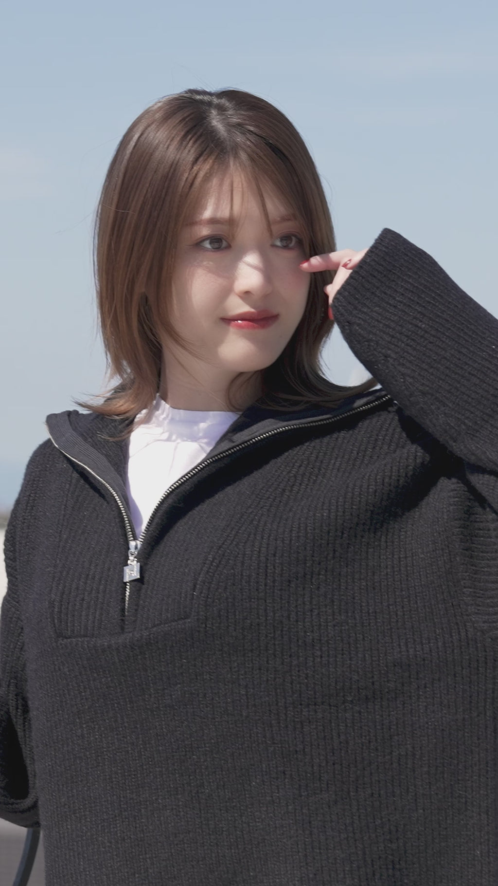 【Unisex】Logo charm Half Zip Knit