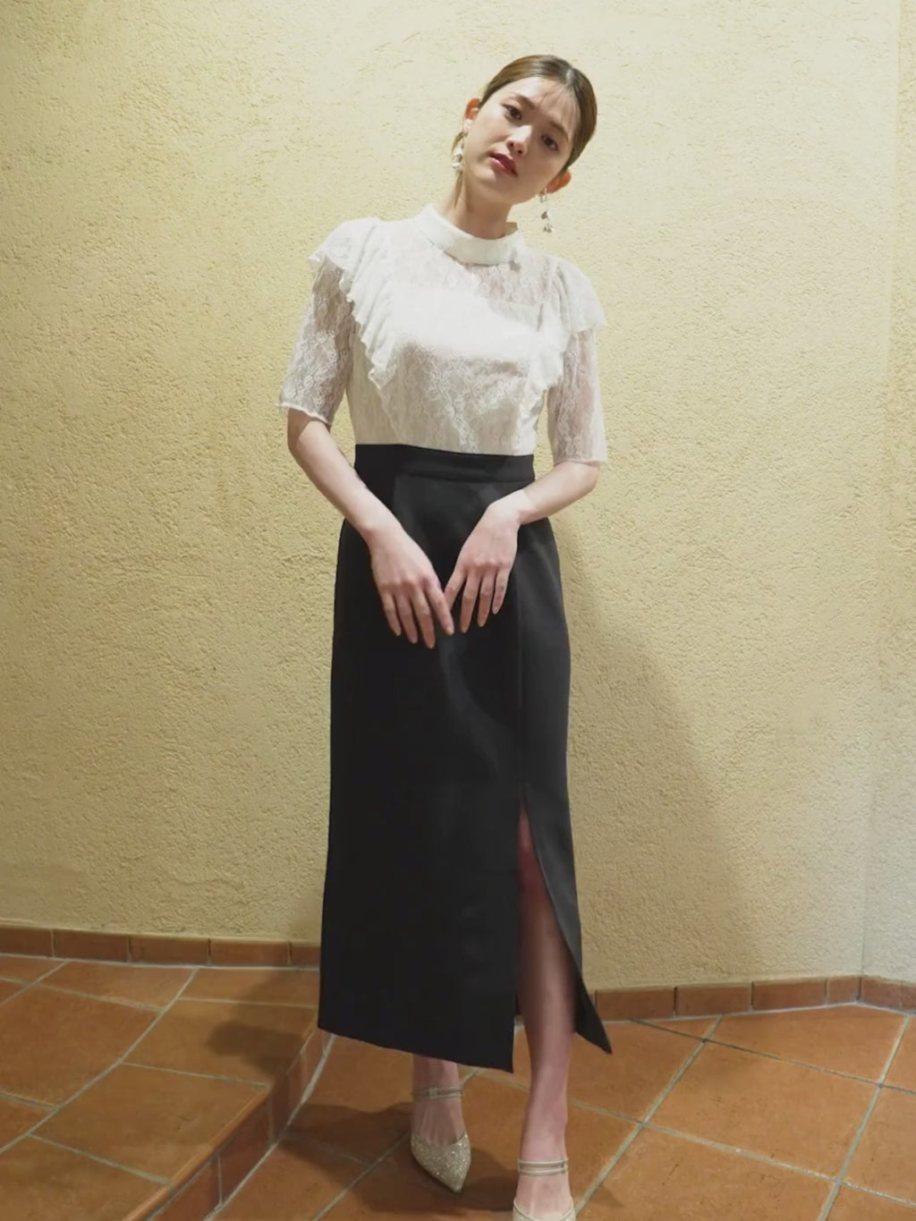 Lace Docking Slit Dress